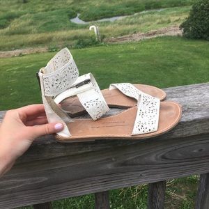 White eyelet American Eagle sandals